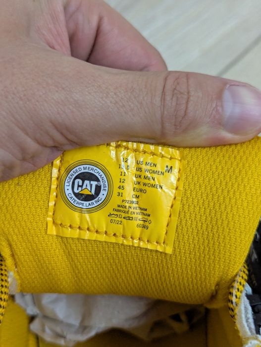 Нові кросівки cat intruder 45-46 розмір CATerpillar