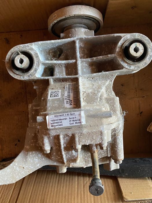 Dodge Challenger 2015-2022 задний редуктор 68159834АЕ