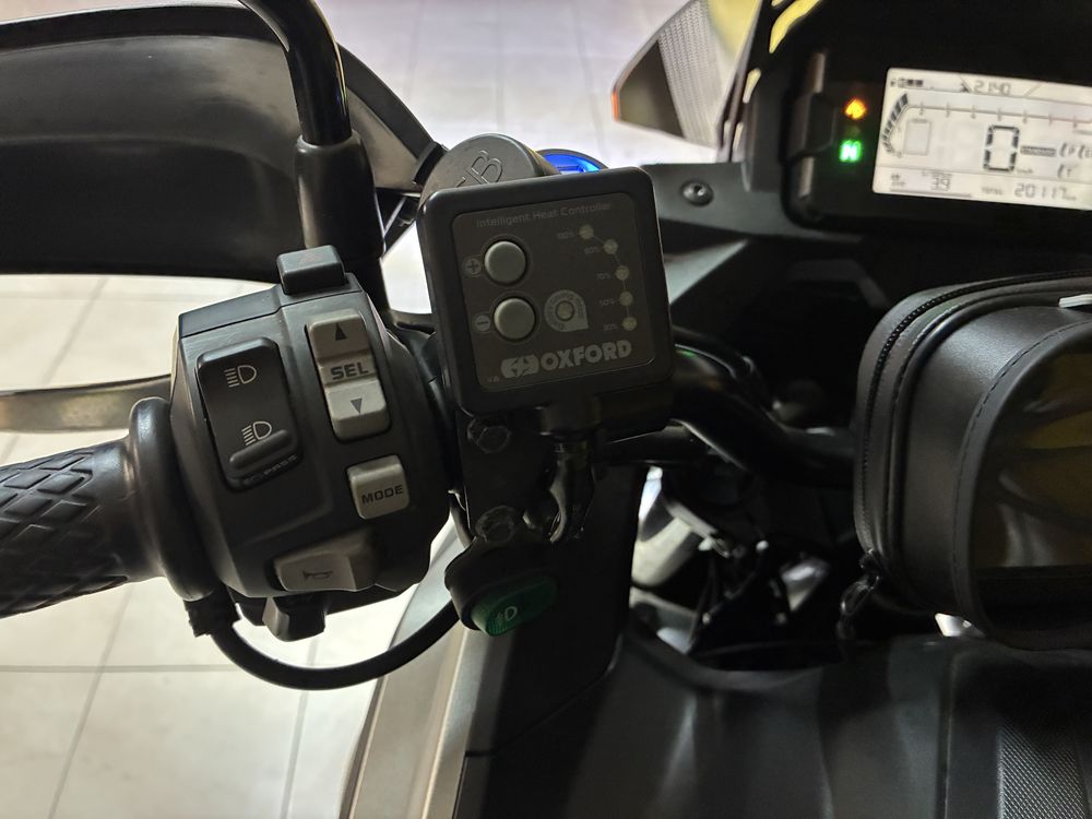 Mota Ncx bem equipada com material original Honda motoboxe penafiel