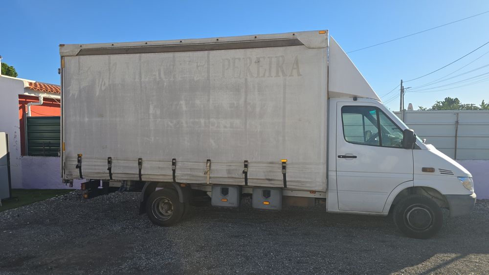 Carrinhas aluguer 15€ hora