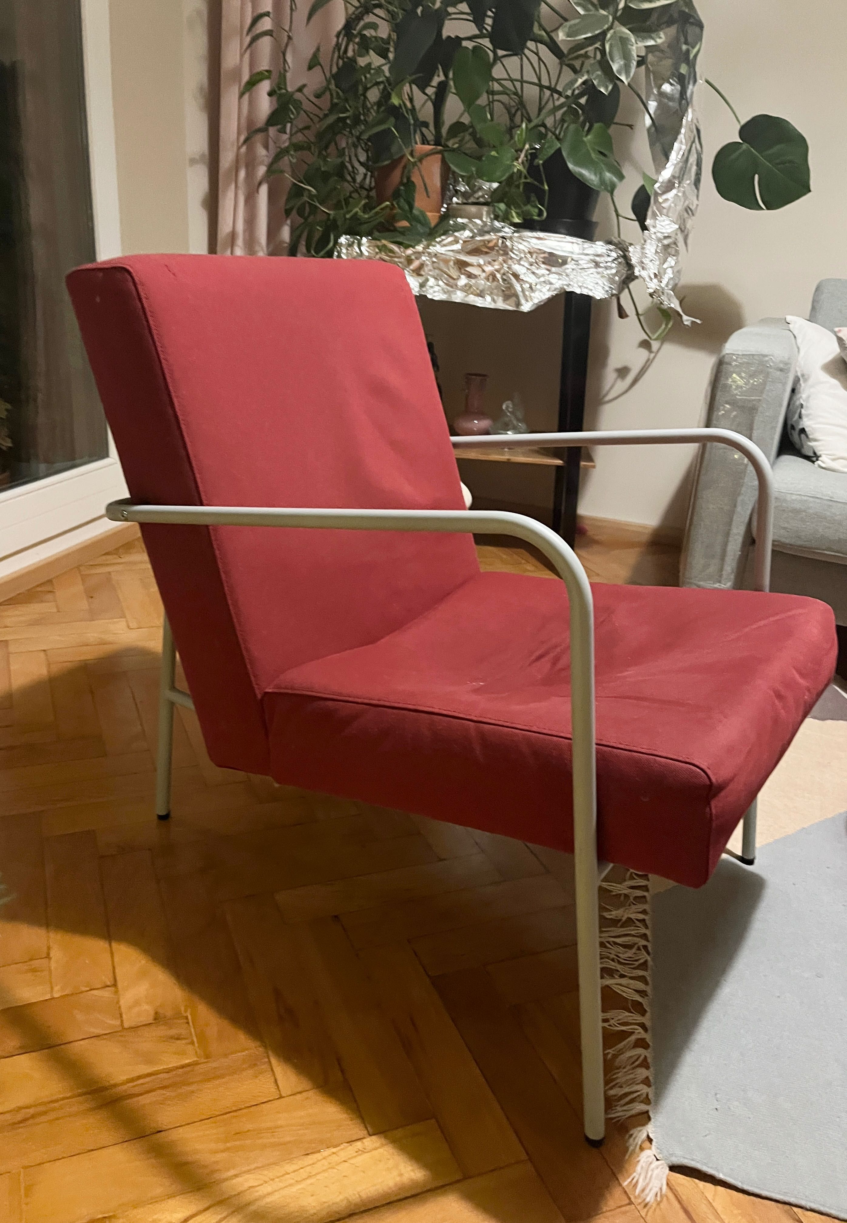 Fotel Ikea Orrsta PS1999 czerwony fotel