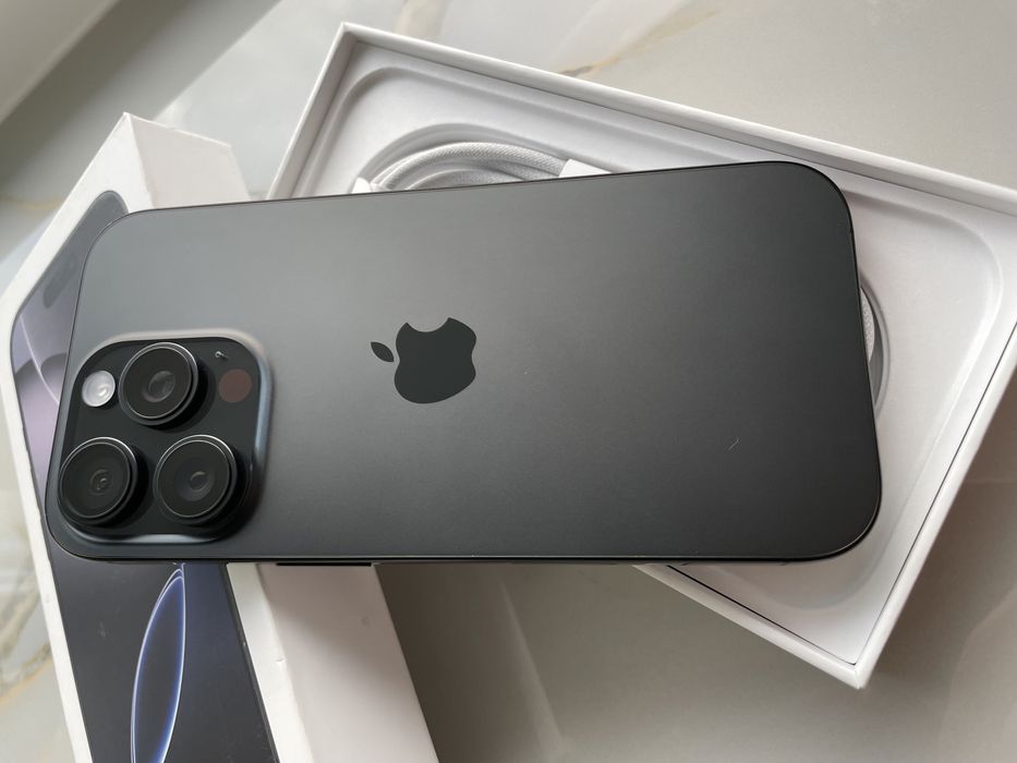 Apple iPhone 16 Pro Black 256 Gb Never Lock
