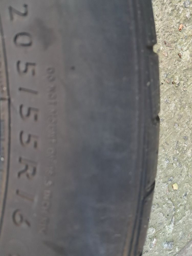 Шини Dunlop 205 55 R16, пара