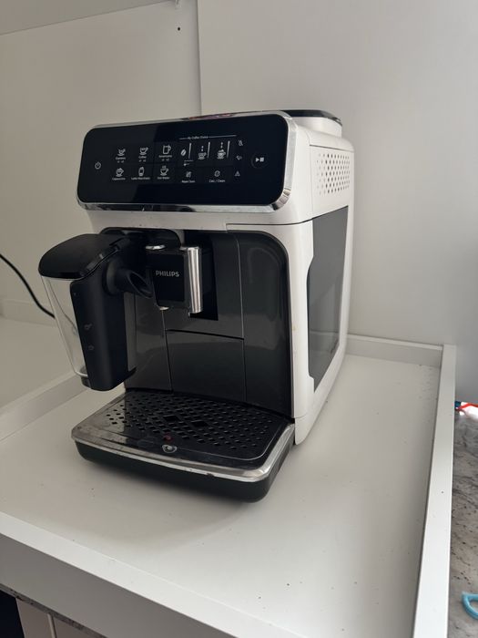 Ekspres ciśnieniowy Philips LatteGo