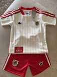 Equipamento Retro do Benfica para criança