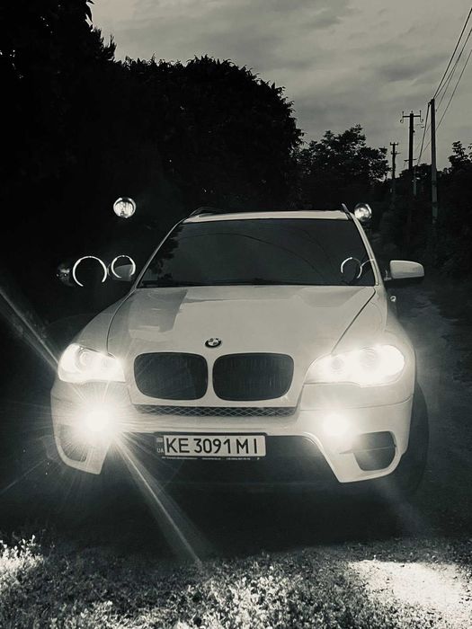 ПРОДАМ BMW X5 у відмінному стані