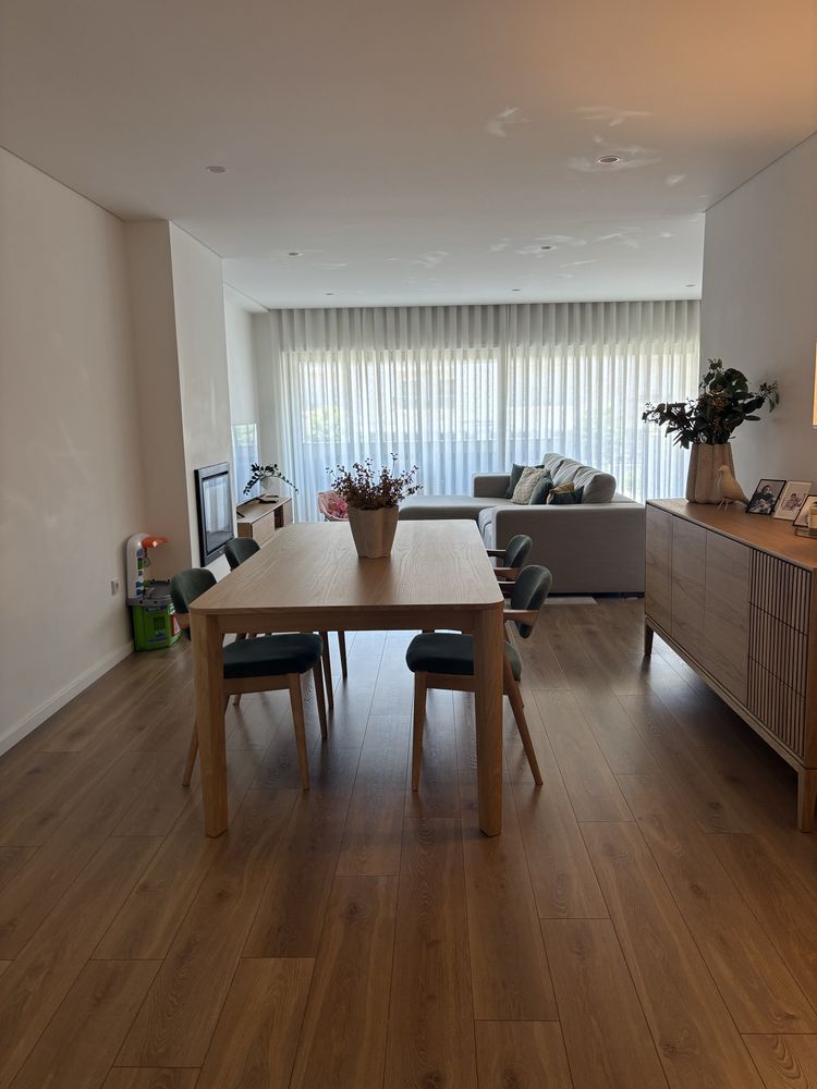 Apartamento T2 em Condominio fechado com Jardim privado de 100m2