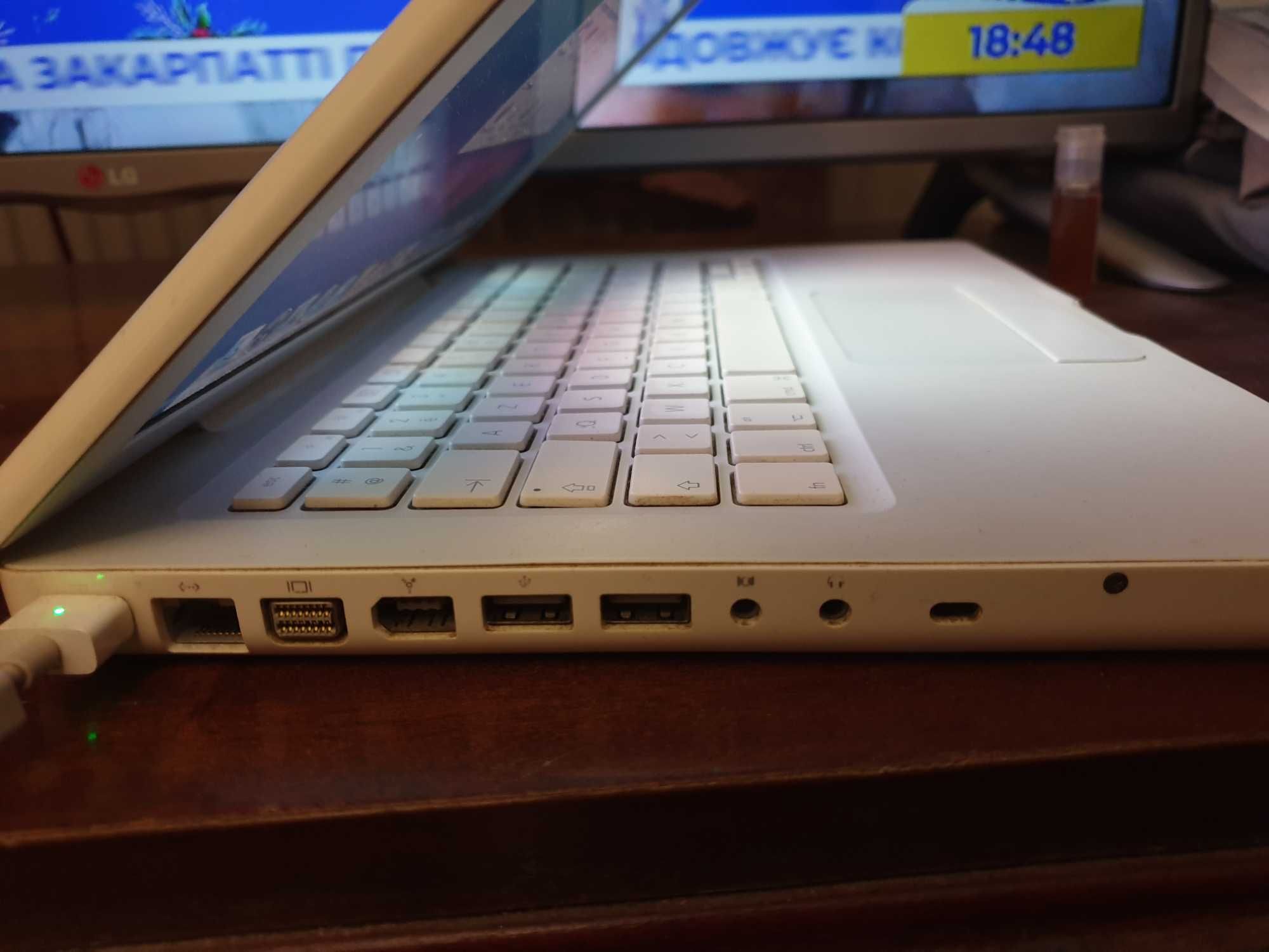 Apple Macbook ПК Ноутбук Білий White 13