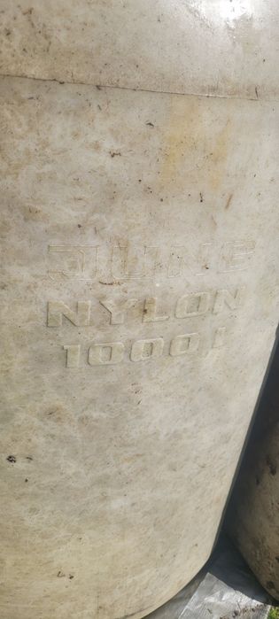 Zbiornik 1000l na wodę deszczówkę paliwo beczka