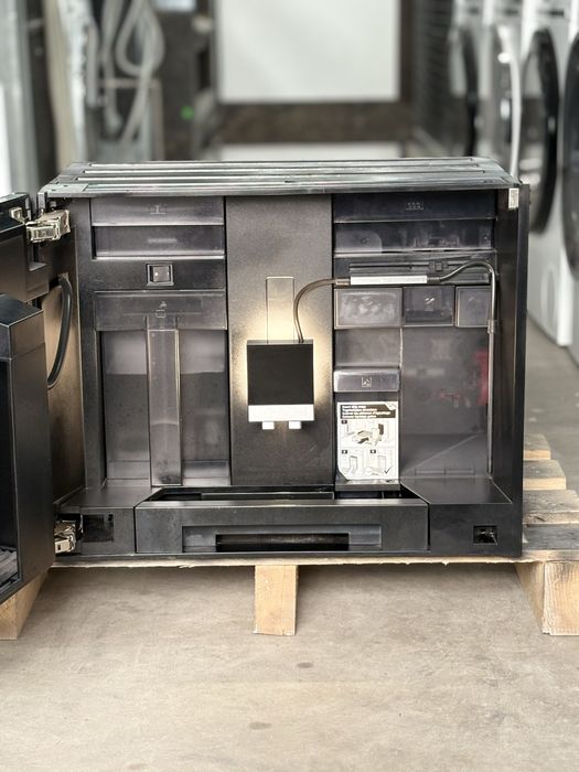 Автоматична вбудована кавомашина Siemens CT636LES6/07, преміум клас