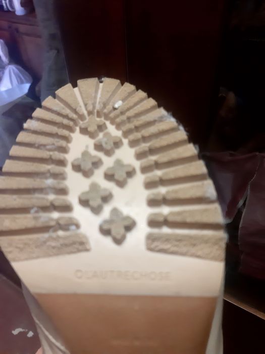 Черевики молочного кольору зимові шкіряні