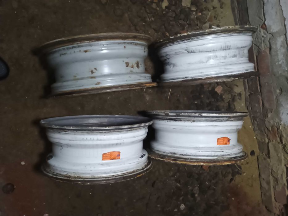 Продам Диски ВАЗ 4×98R13