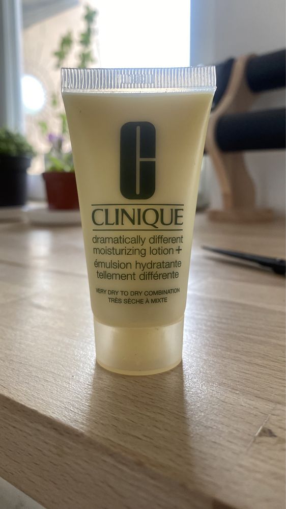 Clinique Dramatically different moisturizing lotion