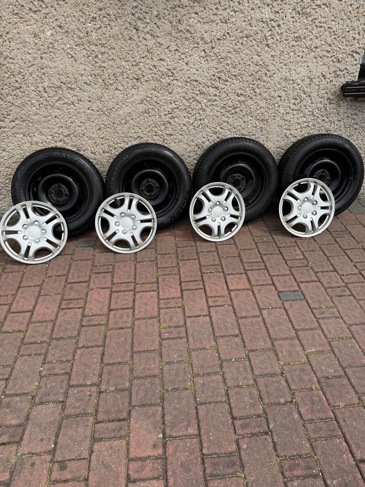 Opony zimowe Dayton R15 z felgami stalowymi