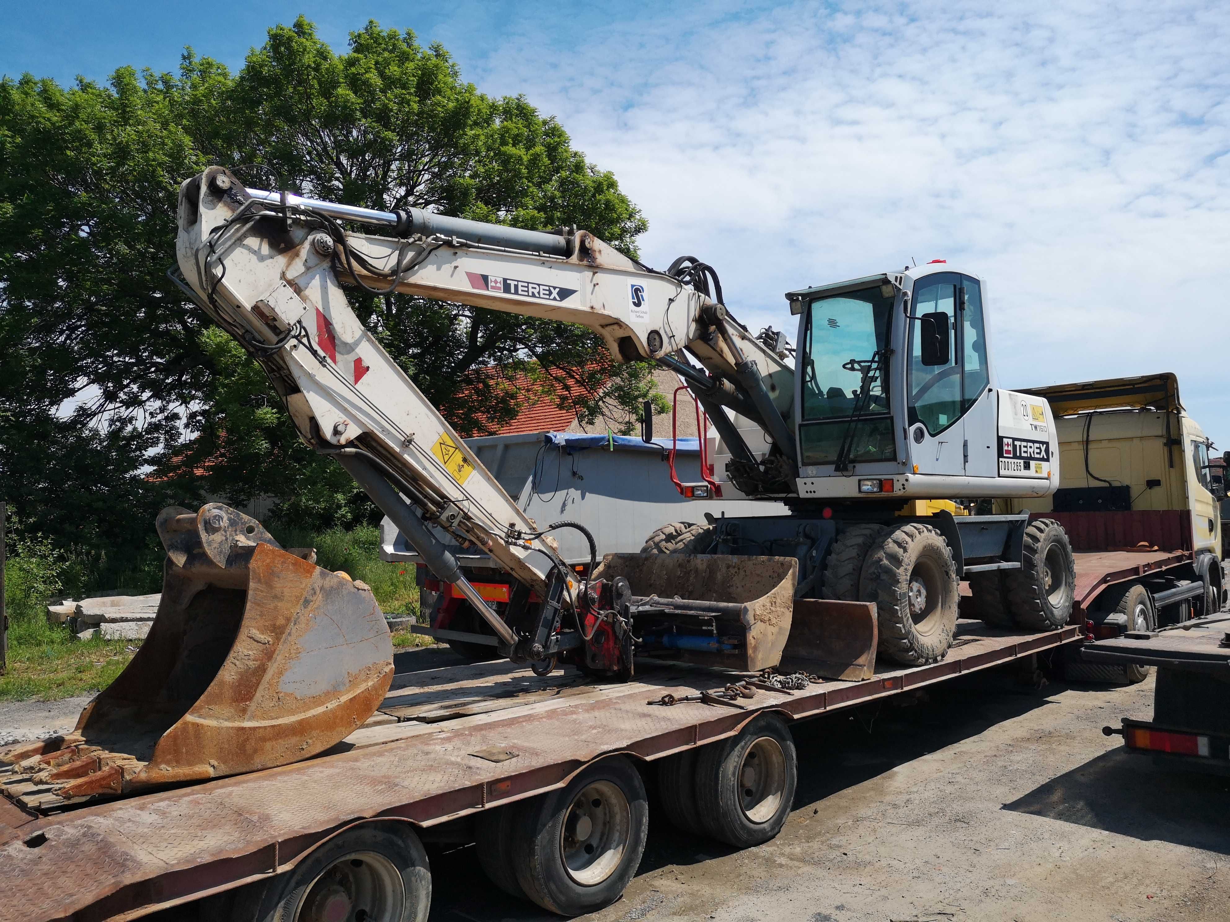 Usługi transportowe : Transport niskopodwoziowy 26t