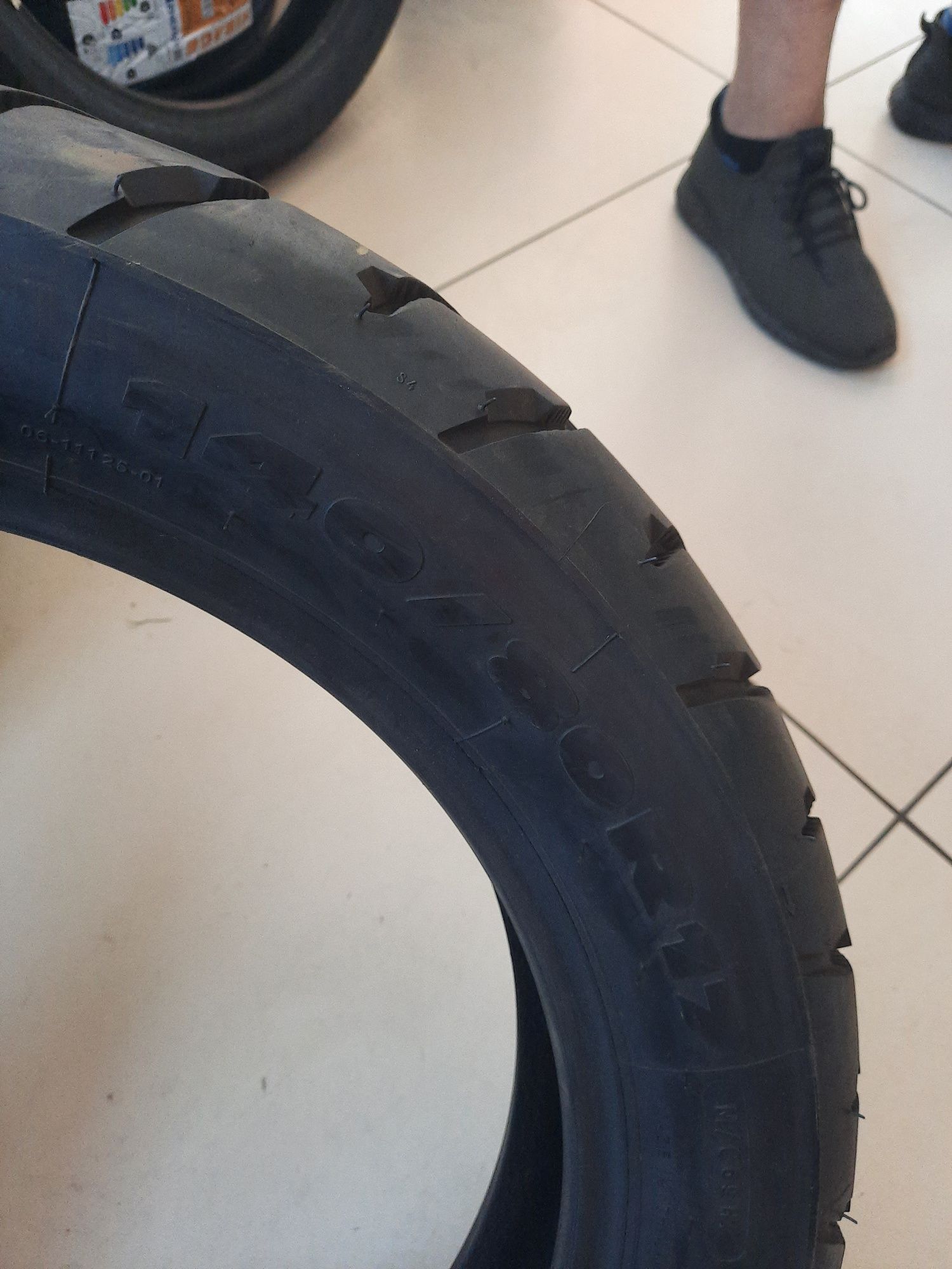 Opona motocyklowa 140/80R17 Michelin Anakee