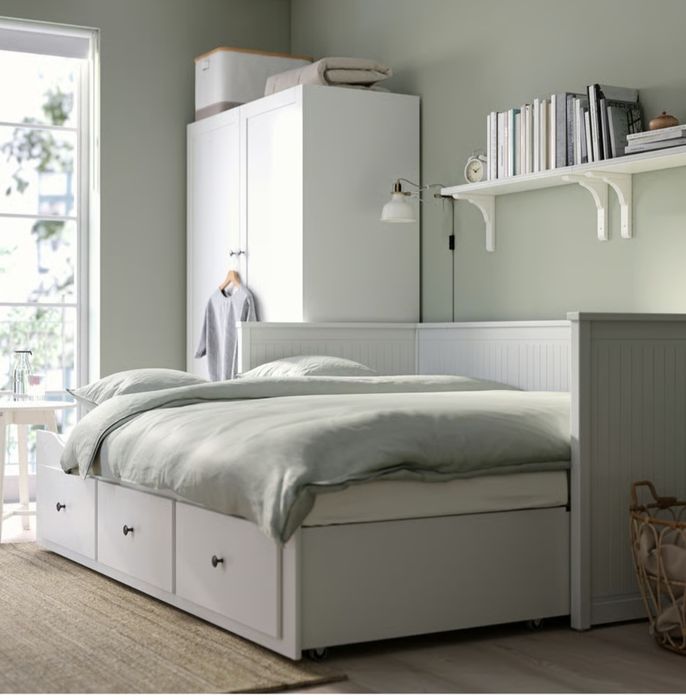 Łóżko Hemnes IKEA + 2 materace