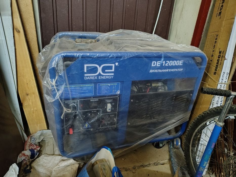 Генератор  Darex Energy 12000E