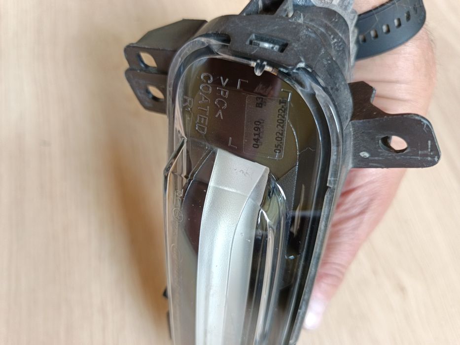 BMW I3 lift 2017- halogen LED DRL prawy