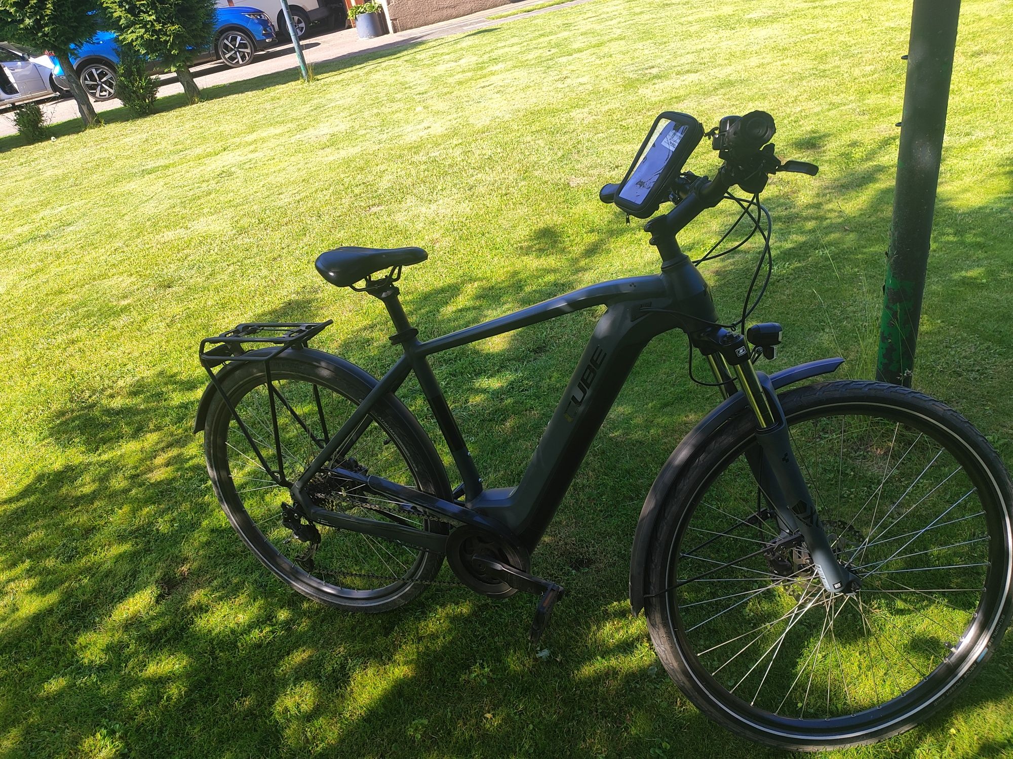 Rower elektryczny CUBE