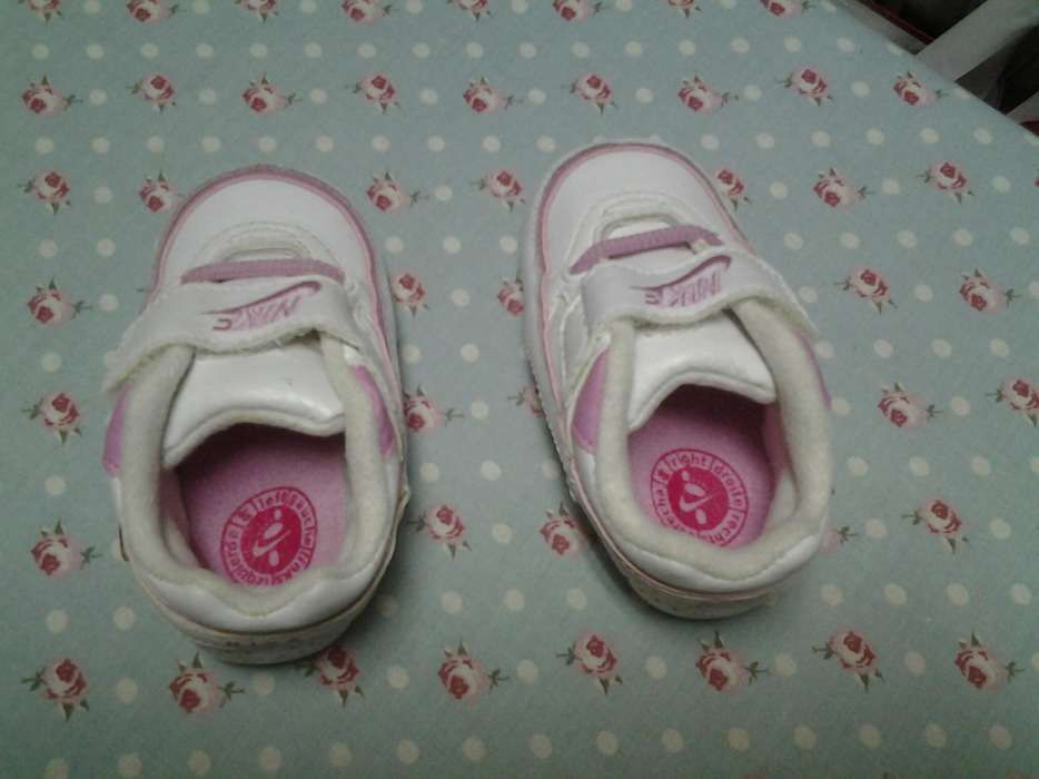 Ténis da NIKE NOVOS