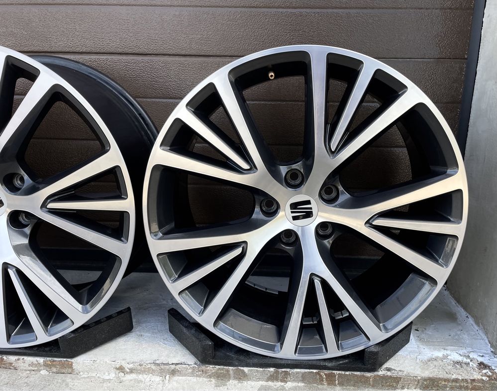 4x felgi aluminiowe 5x112 r19 et45 8J Alufelgi Oryginał Seat 19”
