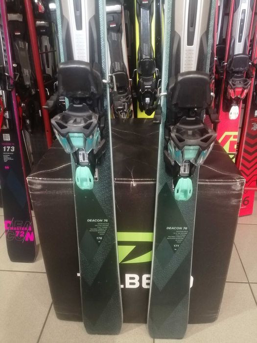 Narty Volkl Deacon 76, potestowe z sezonu 2023.