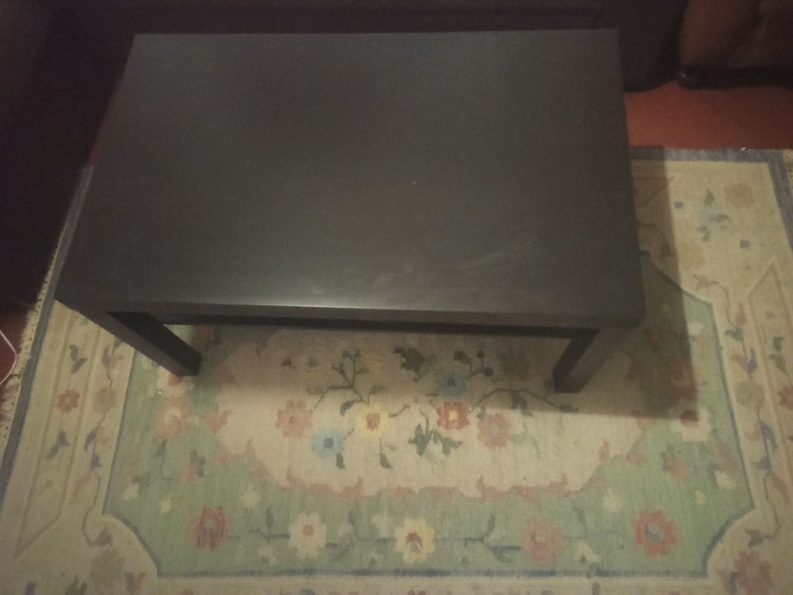 Mesa em Mogno Preto
