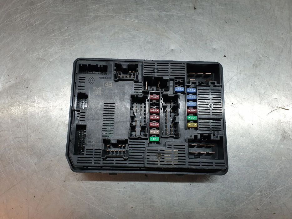 Caixa fusíveis / SAM / BSI RENAULT Trafic III (FG_)