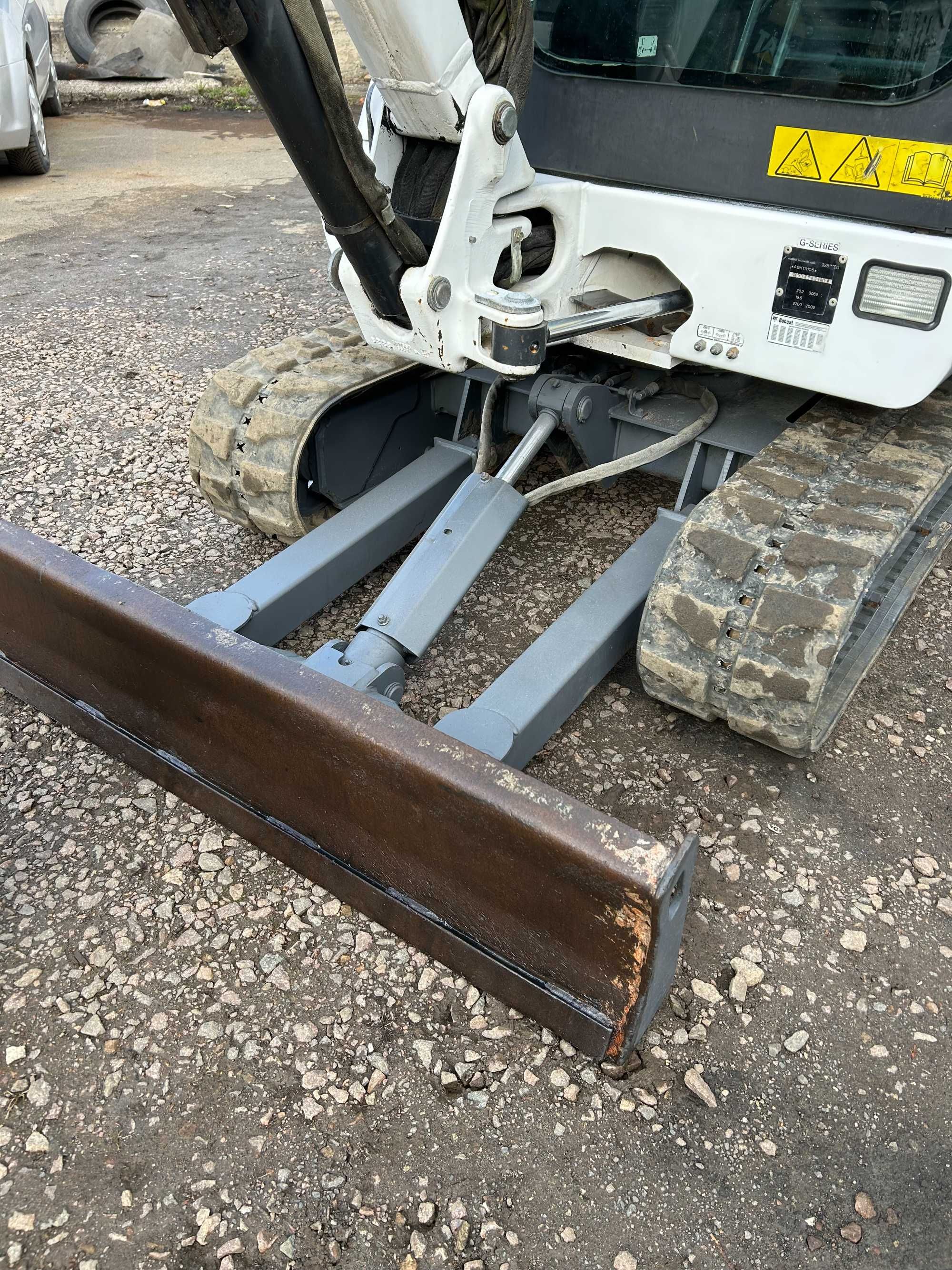 Мініекскаватор Bobcat 328 2009р.