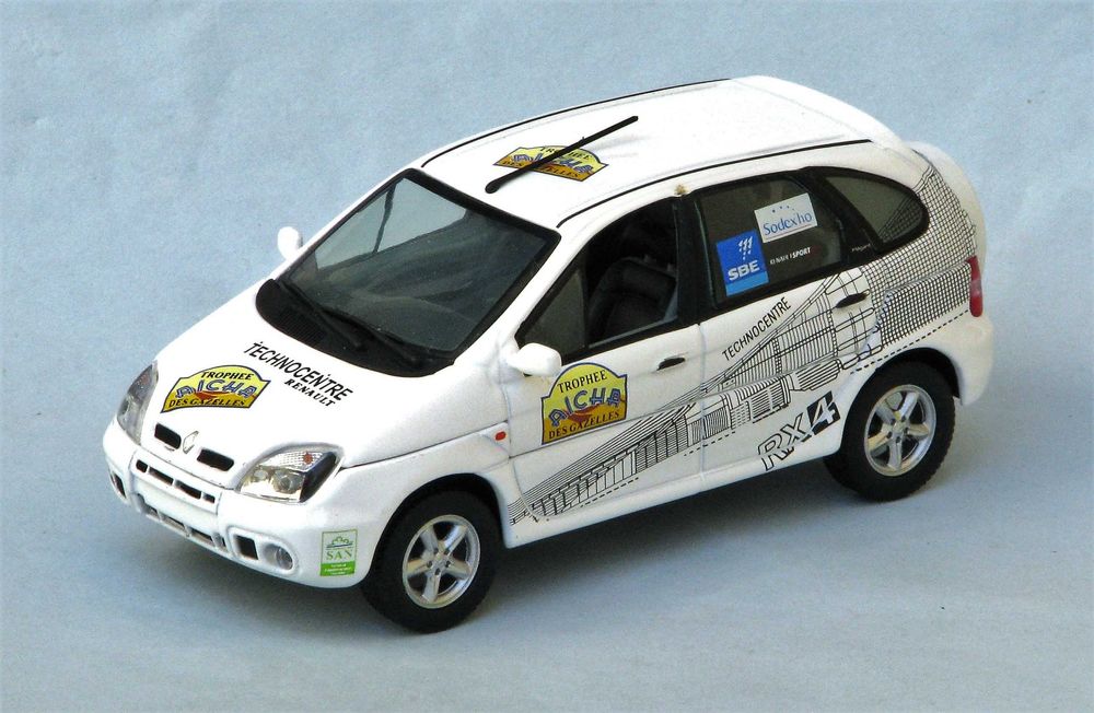 Renault Scénic RX4 Troféu das Gazelas Tecnocentro Renault 1/43 + caixa