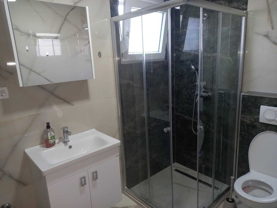 Бар. Илино. 180м - второй круг с заправками, 570м - МОРЕ. 350м маркеты