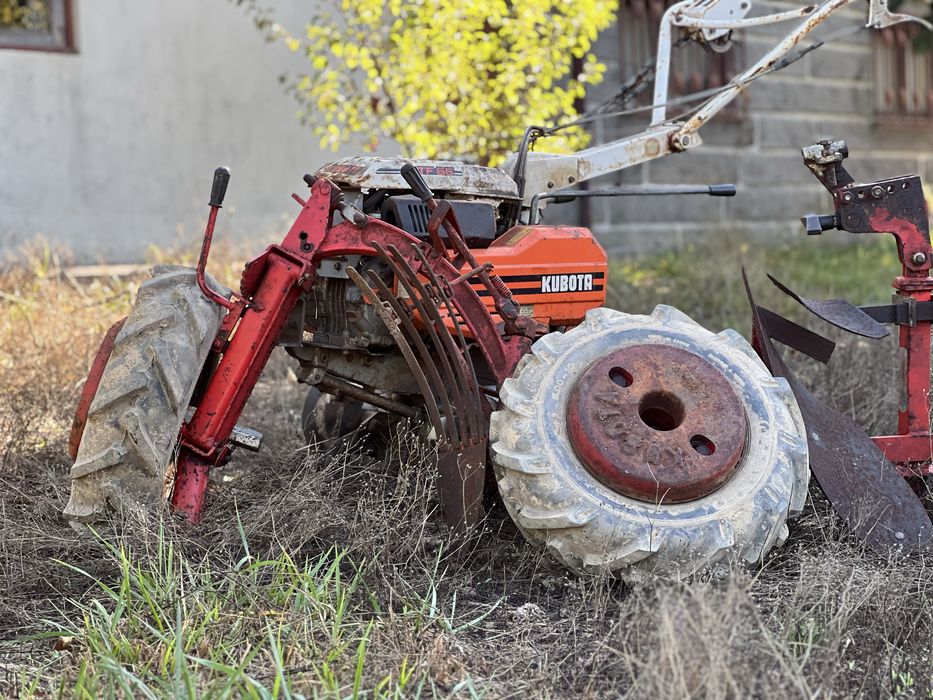 Motocultivador Kubota