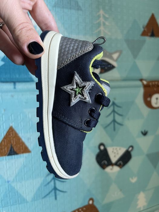 Кросівки дитячі