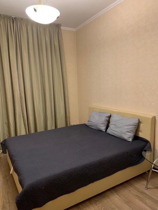 Генератор. Здається без комісії затишна, на сонячну сторону ЖК Митець