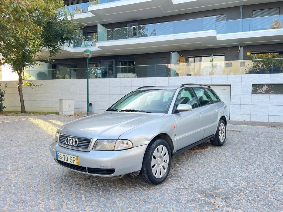 Audi A4 1.9 CV 110 Ano 1996 com apenas 330.000 KMS