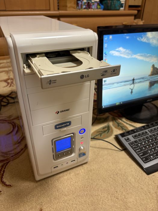 Продам системний блок intel i5