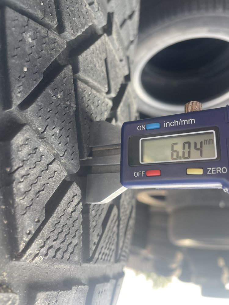 Шины зимние 275/45/20 Bridgestone Blizzak DM-V2