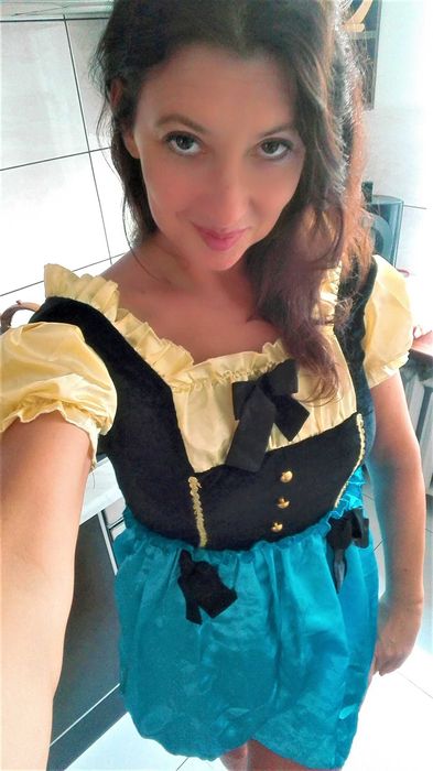 Strój karnawałowy roz. M-L pokojówka