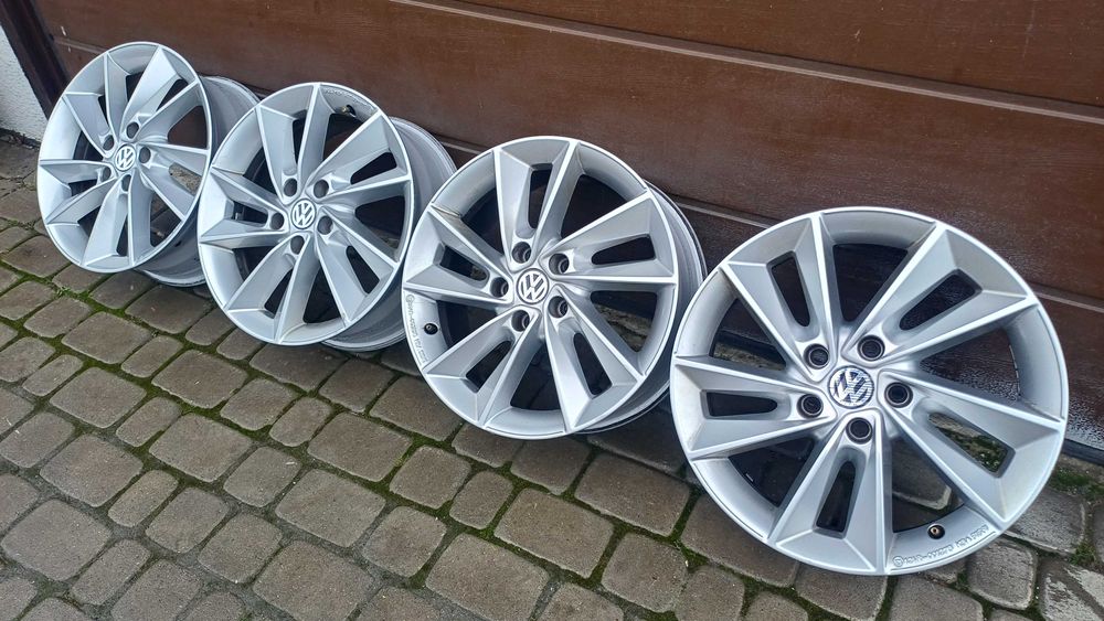 17" alufelgi 5x112 golf jetta touran tiguan passat sharan CADDY eos T4