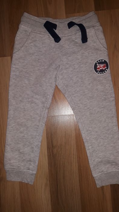 Dresy, dresiki grubsze lupilu lidl 98/104