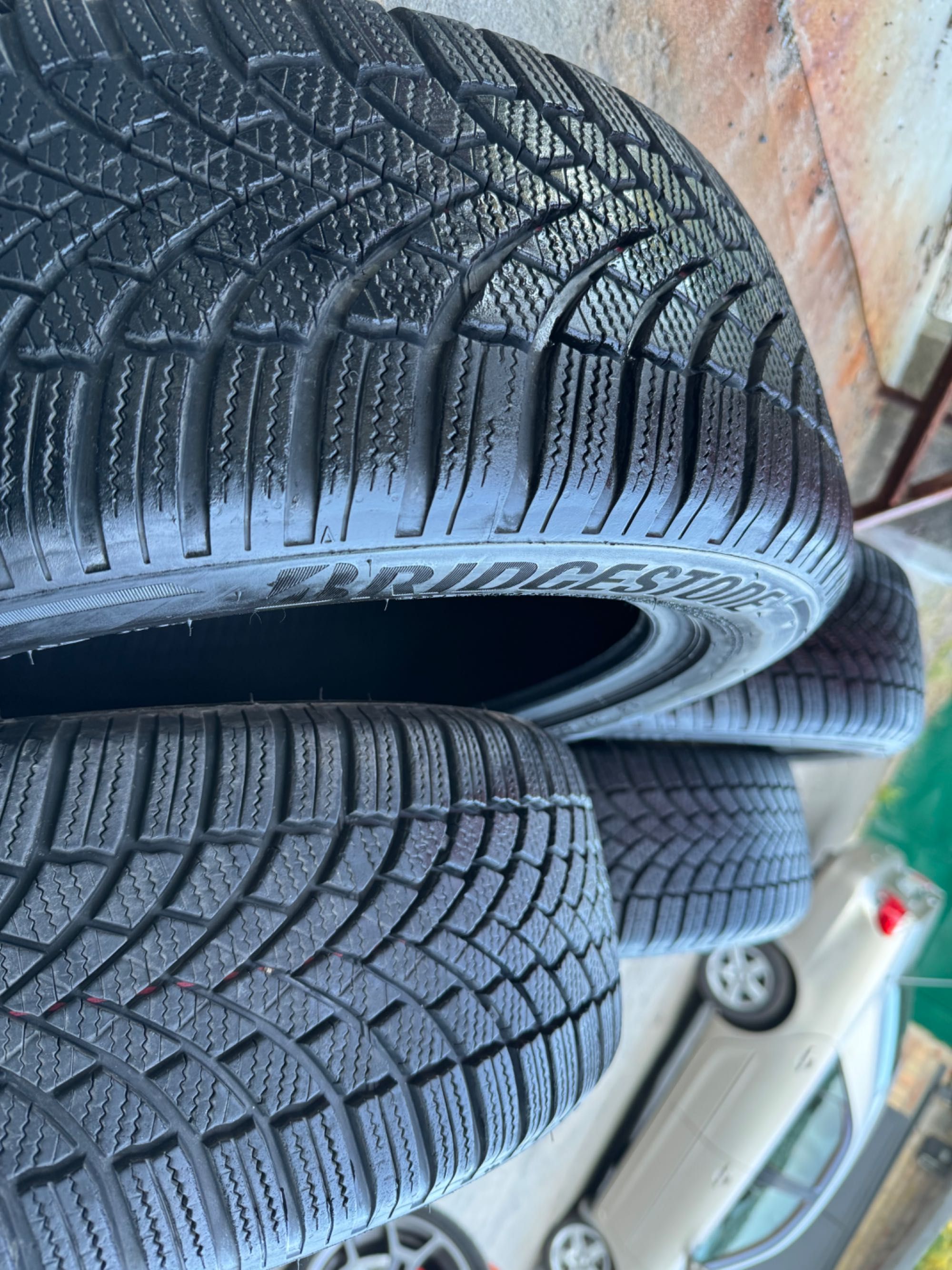 Продам шини зима Bridgestone blizzak 195/55/r16