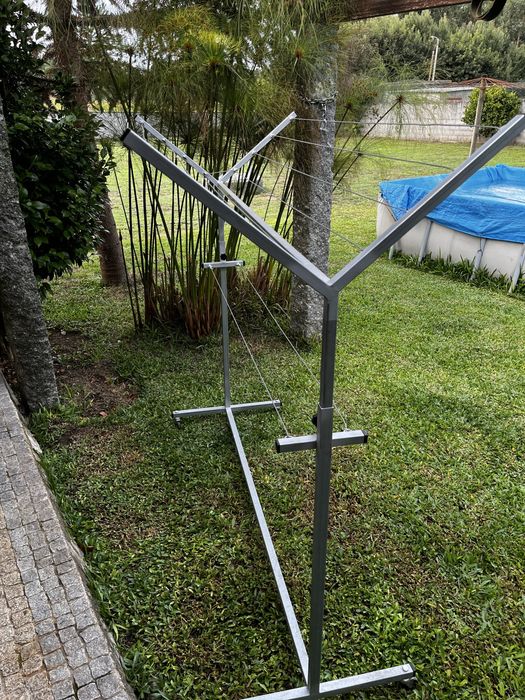 Estendal para roupa regulavel em altura