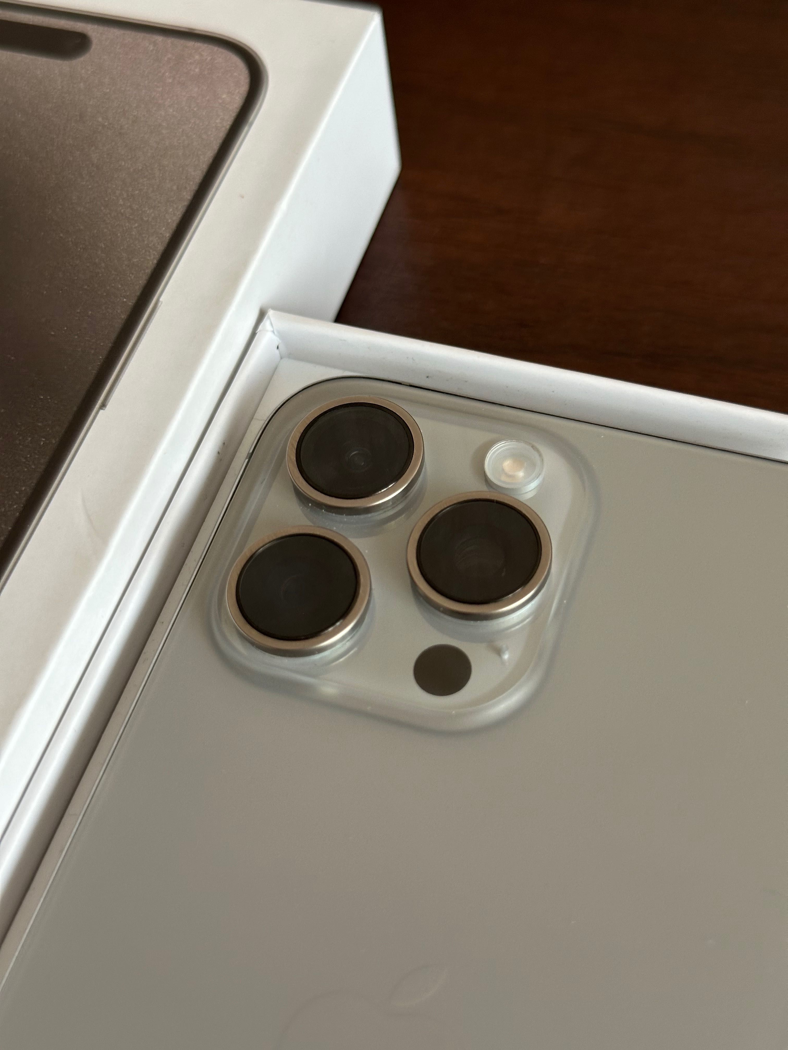 iPhone  15 Pro Max Natural Titanium 512 gb
