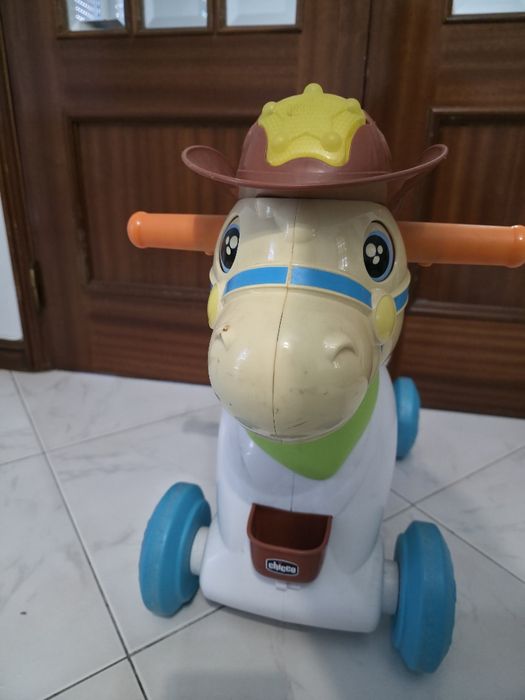 Cavalo de brincar