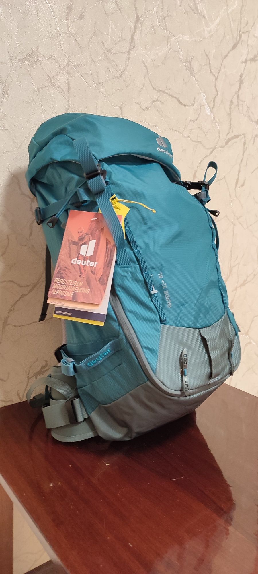 Продам туристический рюкзак deuter backpack guide 32+sl denim teal