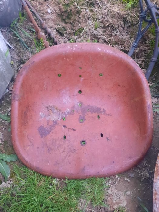 10 sztuk siedzisko siedzenie ciągnika ursus c330 do kosiarki hoker prl