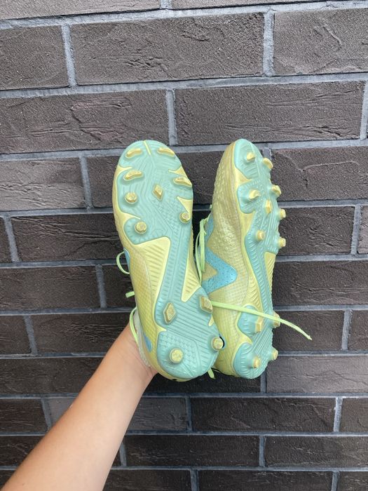 Професійні бутси puma future