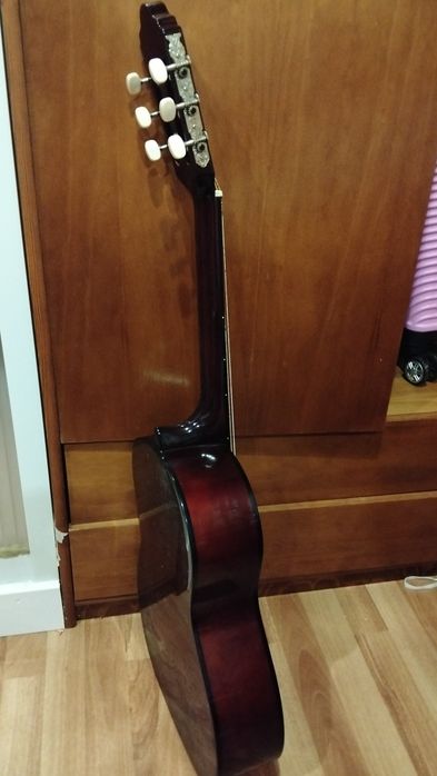Guitarra sem garantias e trocas