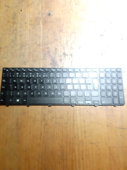 Teclado original para dell model: 5547 ls como novo impecável.